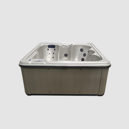 Cyanna Valley Spas Supreme X (240V)